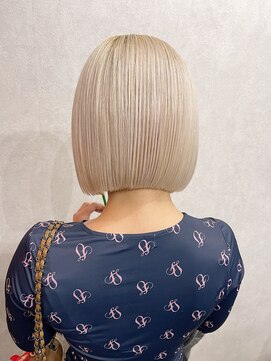 エイム(AiM) ハイトーンボブ