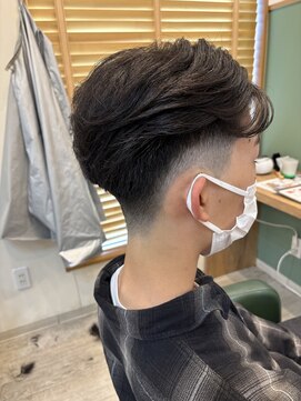 クロエバイラヴィズム 郡山さくら通り店(CLOE by LUVISM) テーパーフェード