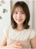 外ハネミディアム/オリーブブラウン/透明感カラー/艶髪/20代e