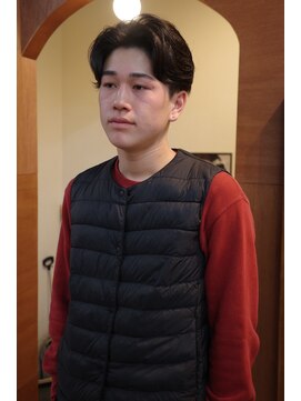 エディ(Edy) センターパートニュアンスパーマ眉毛カット韓国ヘアカルマヘア