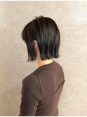 オリーブベージュ×外ハネボブ