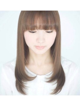 ヘアーアンドスパ アルバス(HAIR&SPA ALBAS) ナチュラルストレートスタイル