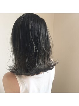 ヴィヴェンテ(VIVENTE.) ブルーブラックボブ