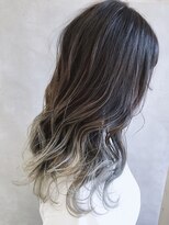 ムウ 難波(MOU)&nbsp;ハッシュカットフルバング似合わせカットレッドブラウン20代30代