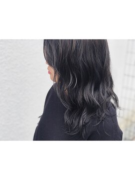 シームリー 千田町店(Seemly) グレージュ