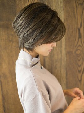 サードバイローラン(THiRD by ROULAND) ワンサイドショートTHiRD by ROULAND