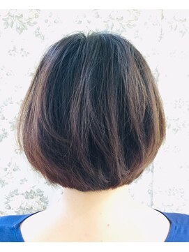 ルシエル バイ カトレアグループ(Le Ciel) 前下がりボブ