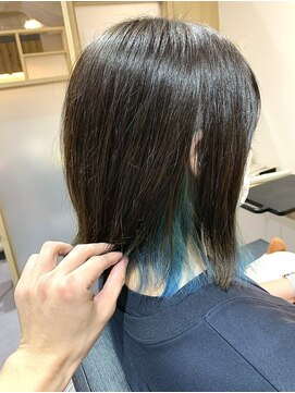 プチメゾントウキョウ(Petit Maison Tokyo) インナーカラーターコイズブルー＿外ハネボブ