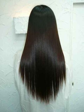 ブラウン ブラウン ヘナ髪質改善　縮毛矯正（中）＋カット