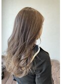 透け感ベージュ