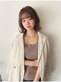 柔らかミルクティーベージュ×顔周りレイヤー