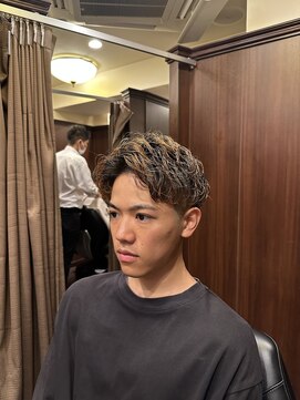 ヒロギンザ 池袋 サンシャイン通り店(HIRO GINZA) 七三分け