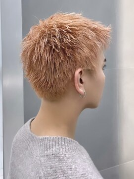 アールプラスヘアサロン(ar+ hair salon) スパイキーショート