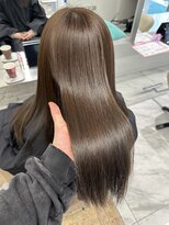 リーホリエ(Lee Horie)&nbsp;【Gyo】髪質改善ベージュカラー