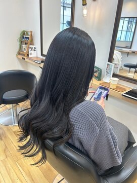 モーラ 鳳店(MOLLA) 黒髪ロング 学生OK 暗髪