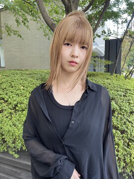 タロ(TALO) 【TALO】ベージュ + ぱっつん前髪