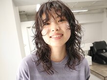 キャスト(cast)の雰囲気（顔周りカット/レイヤーカット/ウルフレイヤー/ウルフパーマ）