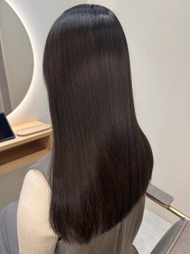 イゾラ(isola) 【isola】人気No1/質感再整カラー/仕事帰りでも疲れて見えない髪