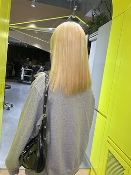 エイトヘアー(8 HAIR) 抜きっぱなしブロンド