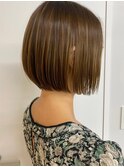 似合わせカットアースカラーのショートボブ