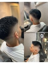 メグロバーバーショップロッポンギ 目黒六(MEGURO BARBER SHOP 6PPONGI)&nbsp;フェザーアップ