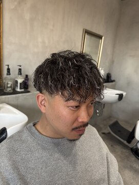 スペインカール/ツイストスパイラル/ホワイトメッシュ/フェード