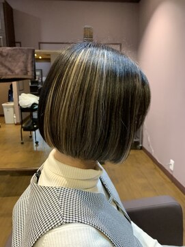 ロアール(LOIRE) コンパクトボブ×アンブレラー