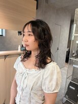 クス(KUsU) レイヤーカット/パーマ/シースルーバング