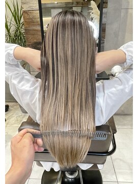 トルネード(TORNADO) 外国人風ハイライトバレイヤージュ白髪ぼかし グレージュt312