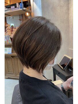 サンズ(SUNS) 前下がりショートボブ　大人ショート