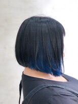 ジュノ(Jeuno)&nbsp;前下がりインナーブルー