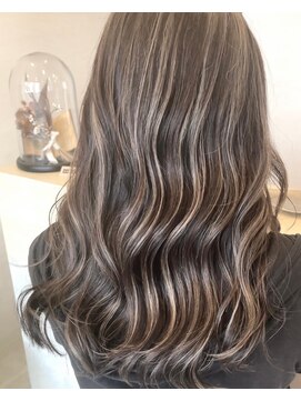 バーベナ(VERBENA) 【VERBENA】ホワイトベージュのコントラストハイライト