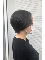 アーチ(ARCH)&nbsp;ほんのりオリーブグレージュ×ショートヘア