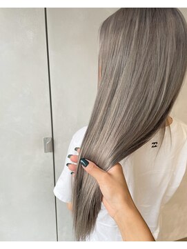 ラ ミュウ 八王子(LA.MIU) 【透明感MAXグレーアッシュ】