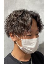 レイズ 名古屋(RAYS)&nbsp;ツイストスパイラルパーマ無造作センターパート　　　h