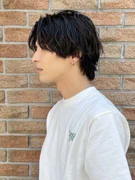 アーリー(Ali'i) ソフトツイストパーマ束感ショートマッシュウルフ波巻き波打ち