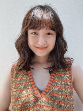 エニ 自由が丘(ENi) 黒髪/グレーベージュ/レイヤーロング/前髪パーマ[自由が丘駅]