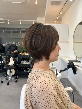 アルトル 池袋(altru) ◇大人可愛い30代40代50代白髪ぼかしショートボブくびれショート