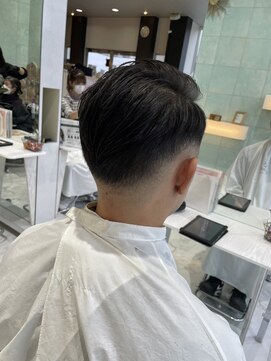 ハーツヘアーズ 五日市店(HEARTS hair's) サイドパート×スキンフェード