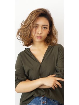 ファロー(furrow) ハイライトベージュ