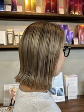 ヴースヘアデザイン(vou's hair design) 切りっぱなしハイライトボブ