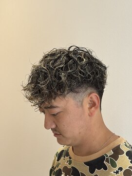 レンジ(lange) スペインカール【鈴鹿/四日市/津/メンズ/メンズパーマ】