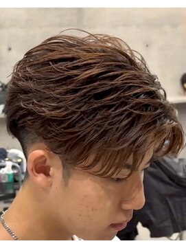 イーラ アメ村店(era) フェザーパーマ