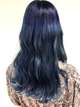 ゴウトゥデイシェアサロン 町田店(GO TODAY SHAiRE SALON) ブルーブラック/水色カラー