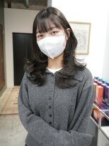 ソピ バイ インビテーション(sopi by invitation)&nbsp;ハッシュレイヤー　ミディアムレイヤー　オリーブブラウン☆