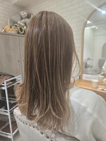 ニカ(NIKA)&nbsp;ナチュラルレイヤーカット
