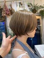 シー バイ ロンド 新宿(Sea by Lond)&nbsp;【佐藤健太郎】ミルクティーベージュ小顔丸みショートボブ