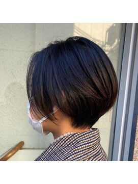 レブル(Re BuLL) ミニショートボブ、骨格矯正