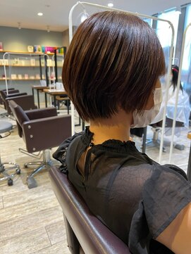 トレ(tre.) 甲子園口/髪質改善/白髪染め/ショート/酸性ストレート/美容室