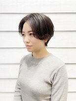 ニューラインギンザ(New-Line 銀座)&nbsp;女性らしさのあるセンターパートショートスタイル【金子涼】